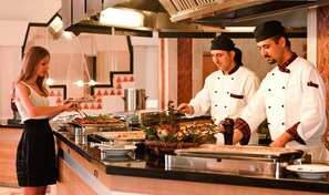 Free daily buffet breakfast