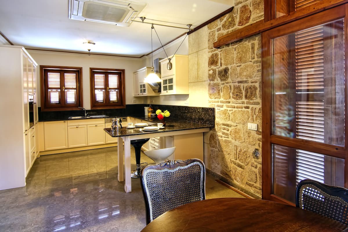 villa | private kitchen