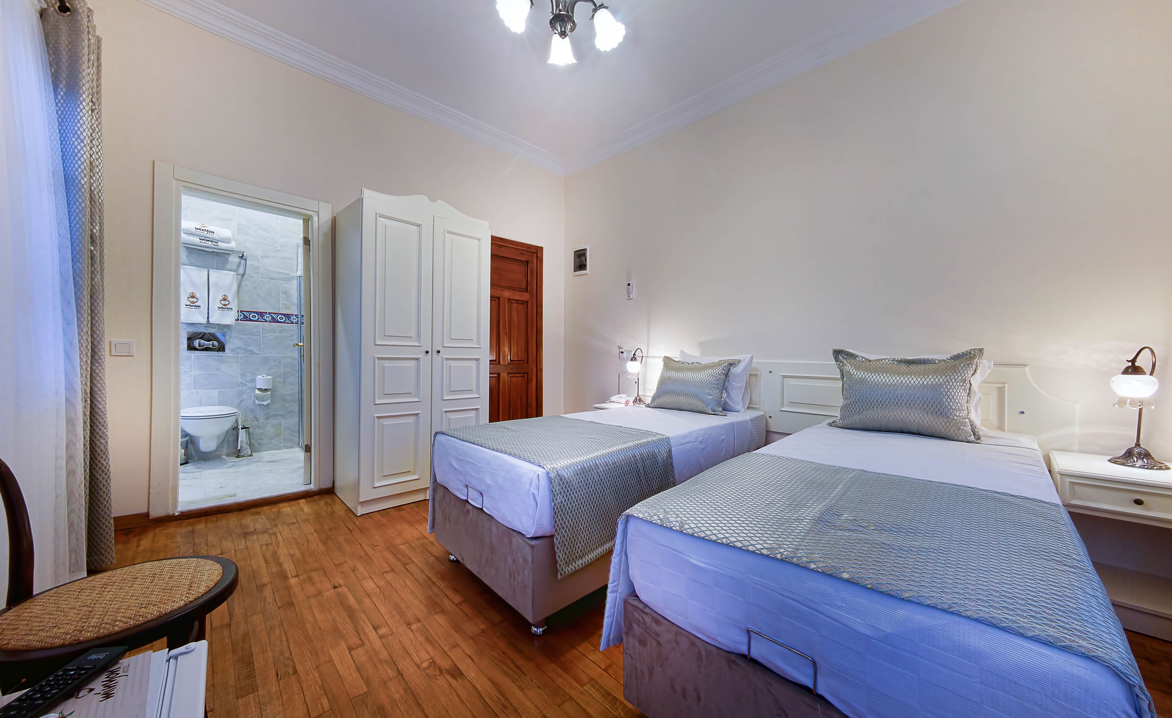 1 bedroom, egyptian cotton sheets, premium bedding, down duvets