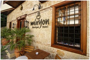 Property entrance - Minyon Hotel (Antalya)