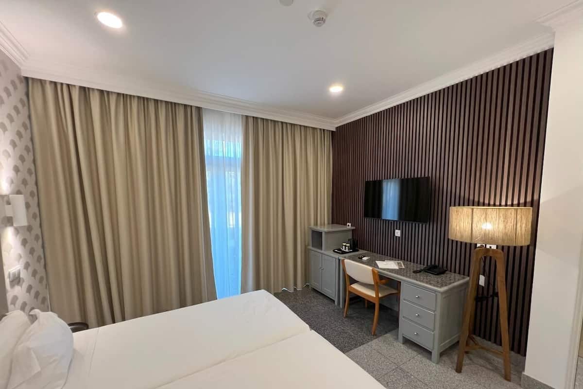 Standard Double or Twin Room, 1 Double or 2 Single Beds, Ground Floor