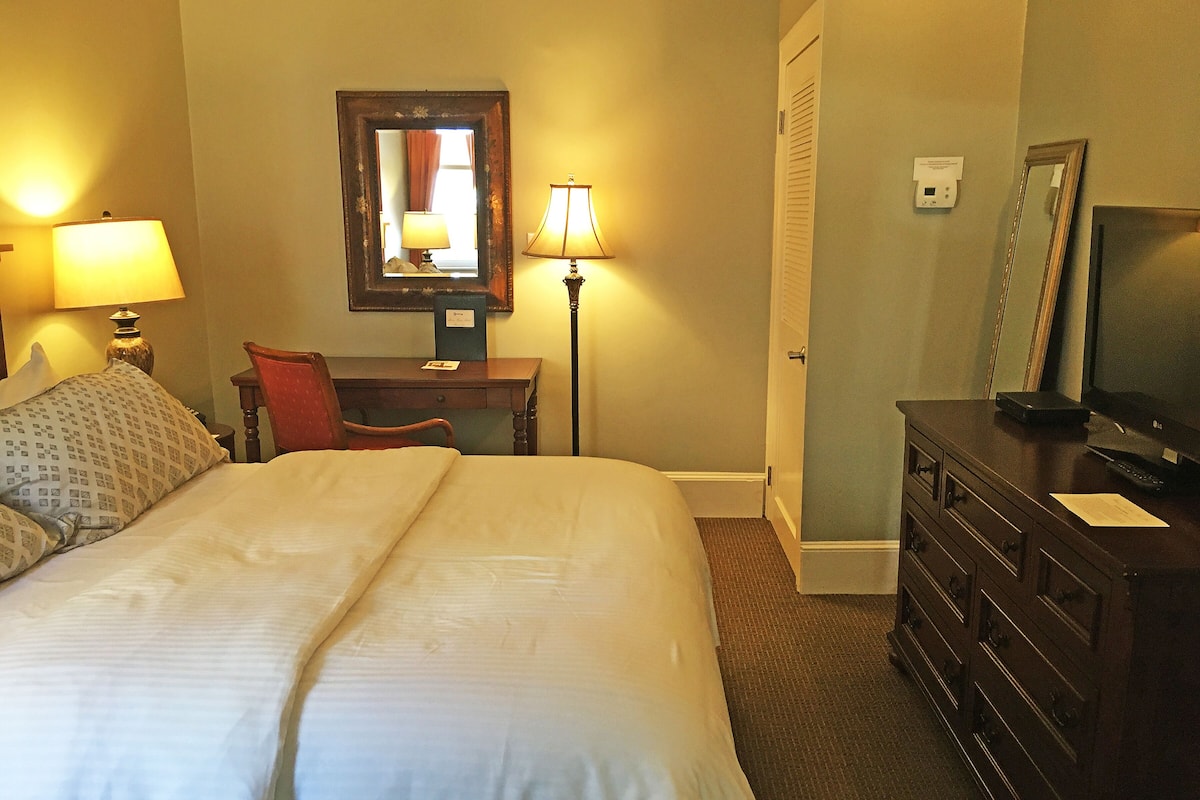 Luxury room 502 | 1 Schlafzimmer, hochwertige Bettwaren, Pillowtop-Betten