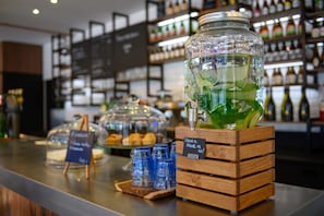 Bar (on property) - Tulip Inn Antwerpen (Antwerp)