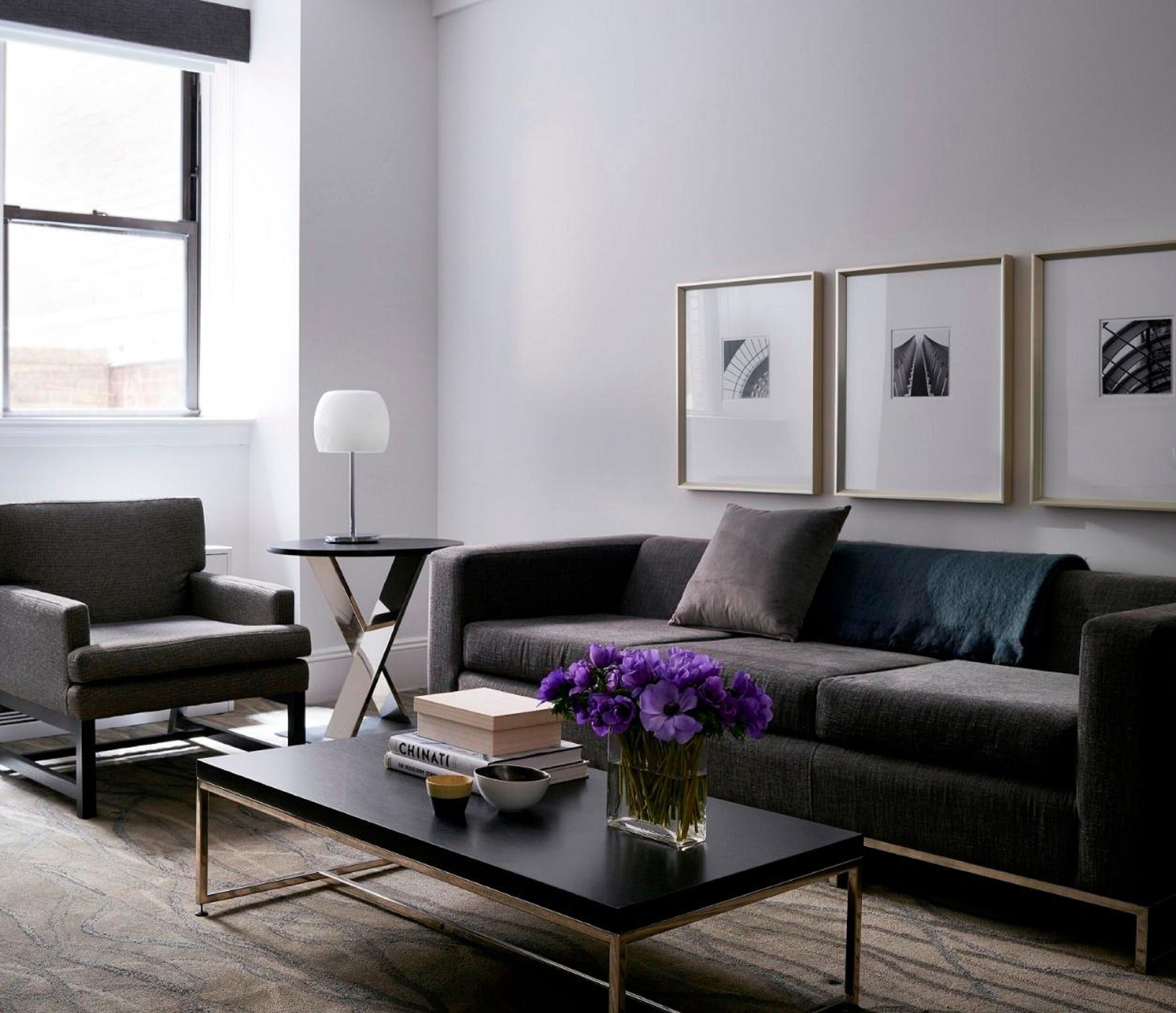 Living area | 55-inch TV with cable channels