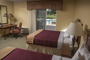 Double Room | View from room - Swan Lake Resort (Plymouth)