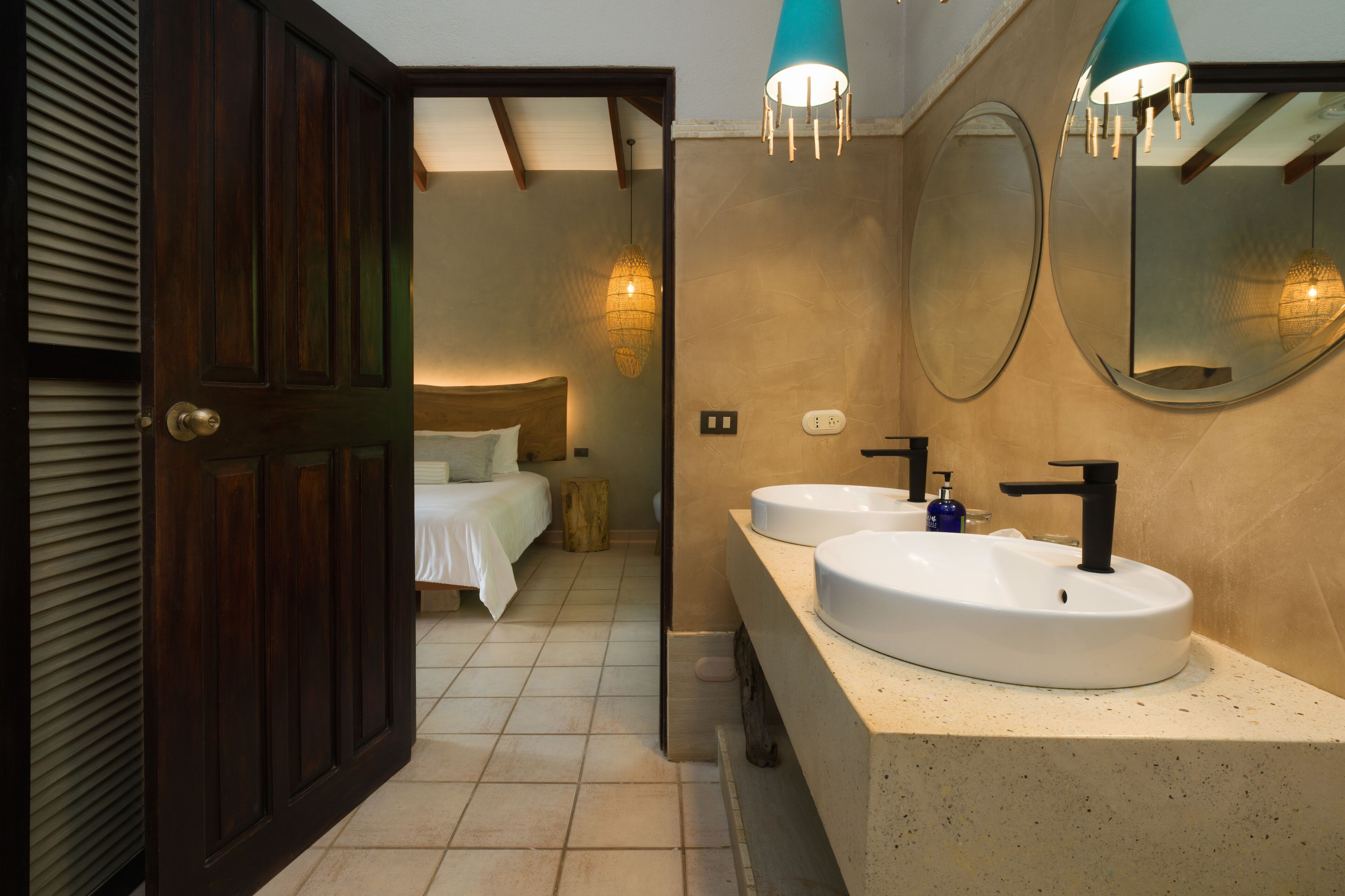 luxury villa, 3 bedrooms, private pool | bathroom | free toiletries, hair dryer, towels