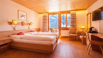 Standard Twin Room, Terrace, Mountain View