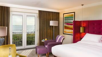 Superior Double Room, Sea View | Iron/ironing board, free WiFi