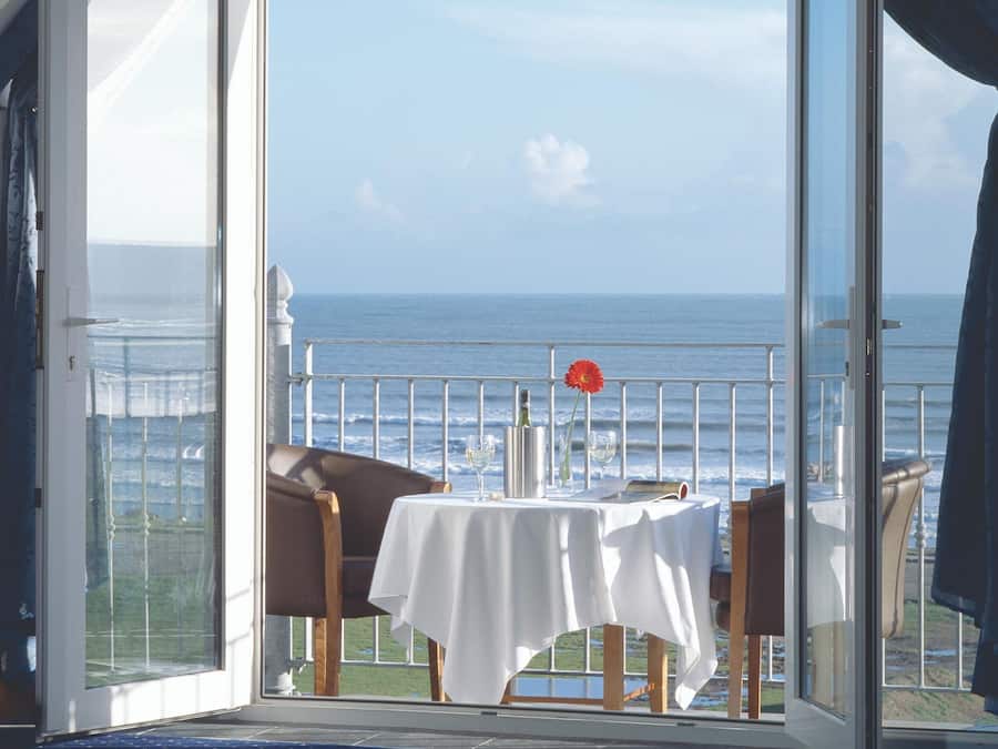 Iron/ironing board, free WiFi