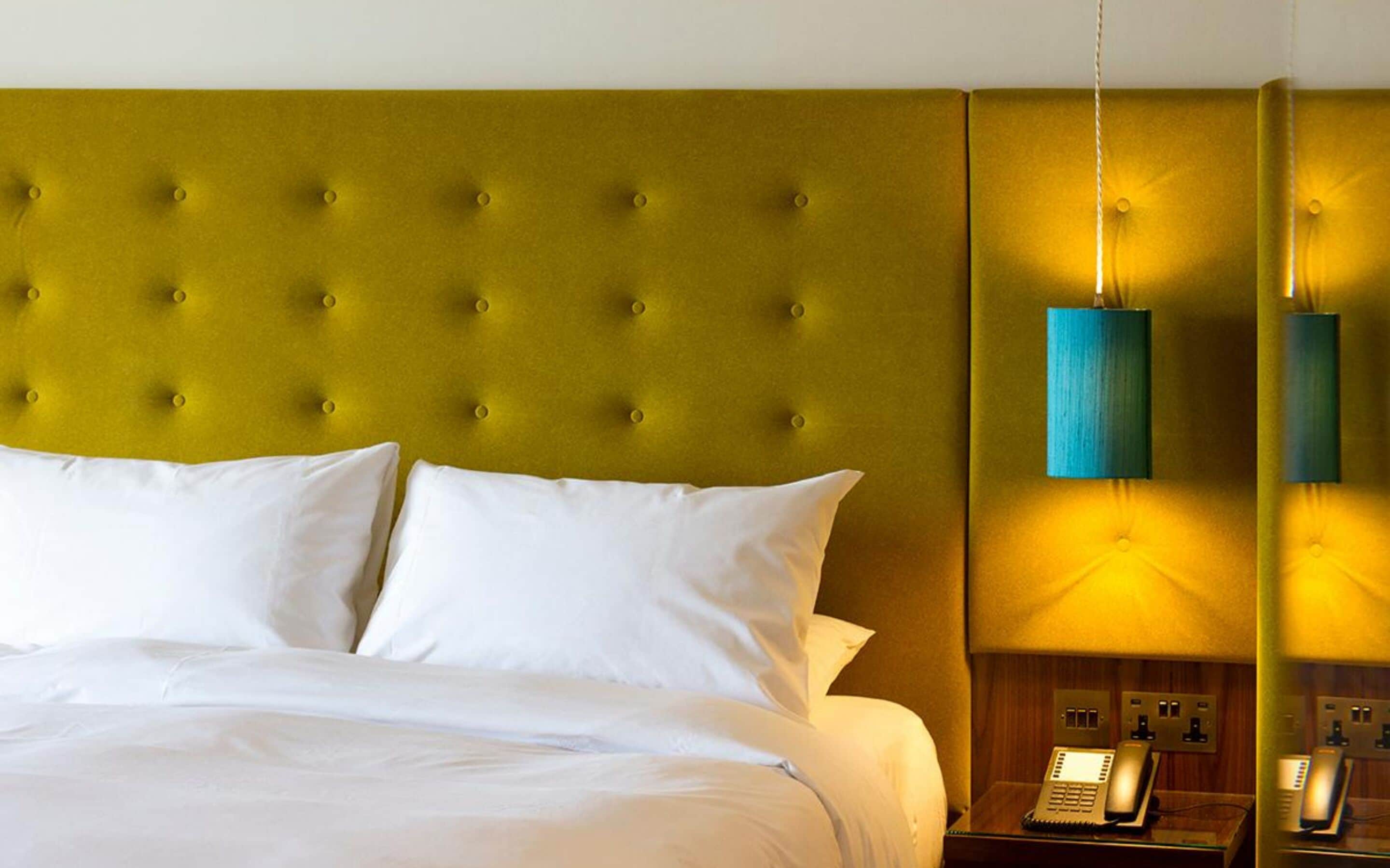 iron/ironing board, free wifi