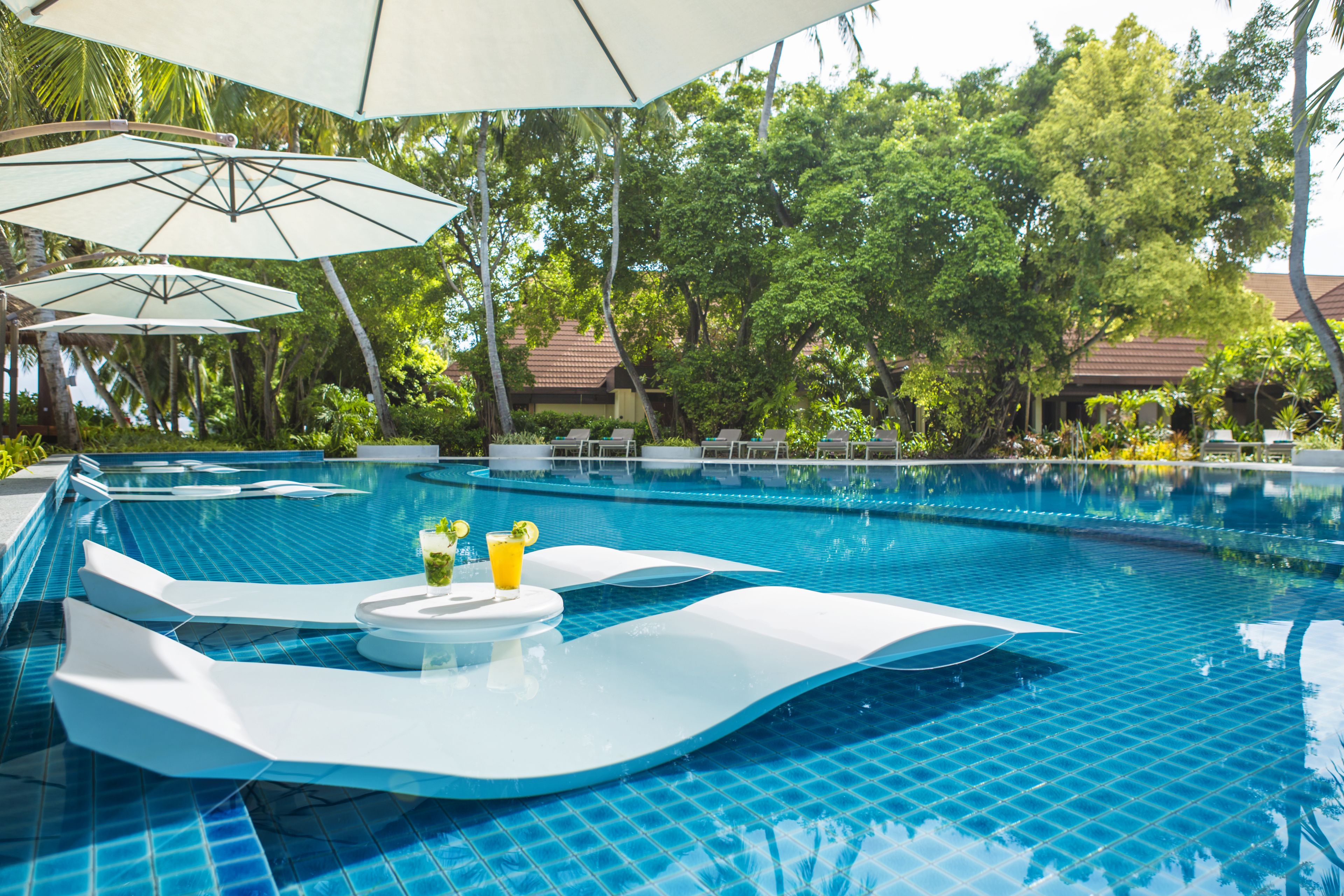 2 outdoor pools, pool umbrellas, sun loungers