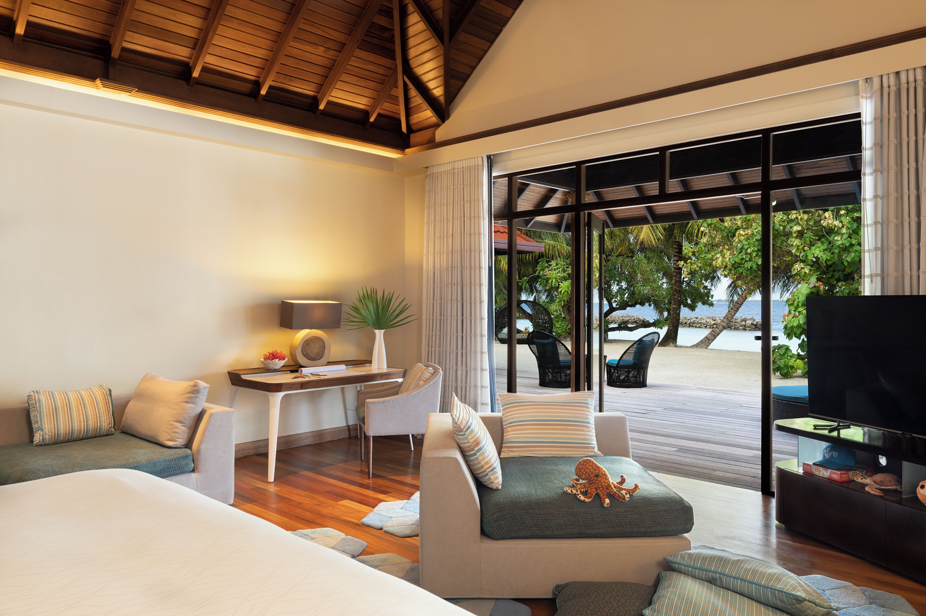Two Bedroom Kurumba Residence | Hypo-allergenic bedding, down comforters, minibar, in-room safe