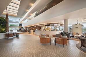 9 bars/lounges, 3 poolside bars, 2 beach bars - Pical Resort , Valamar  Collection  (Porec)