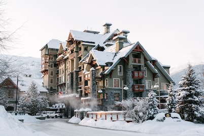 Pan Pacific Whistler Village Centre
