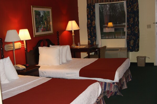 Standard Room, Smoking | Coffee and/or coffee maker - Best Inn Booneville (Booneville)