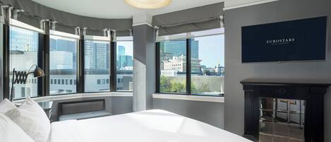 Roupas de cama premium, cofres nos quartos, individualmente decorados