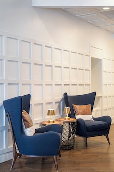 Reception area at Eurostars The Boxer