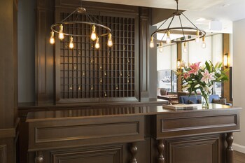 Reception area at Eurostars The Boxer