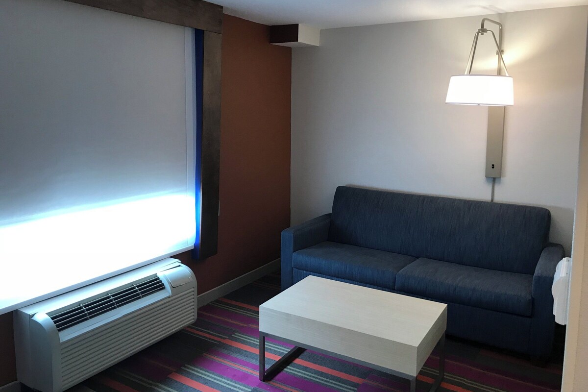 In-room safe, desk, blackout curtains, iron/ironing board