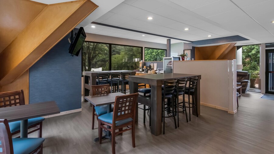 韦斯特菲尔德-斯普林菲尔德凯艺酒店