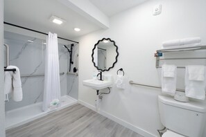 Room, 2 Queen Beds | Bathroom
