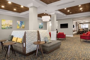 Lobby - Hampton Inn by Hilton West Palm Beach Central Airport (West Palm Beach)