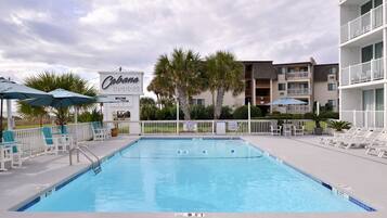 حمّام سباحة خارجي