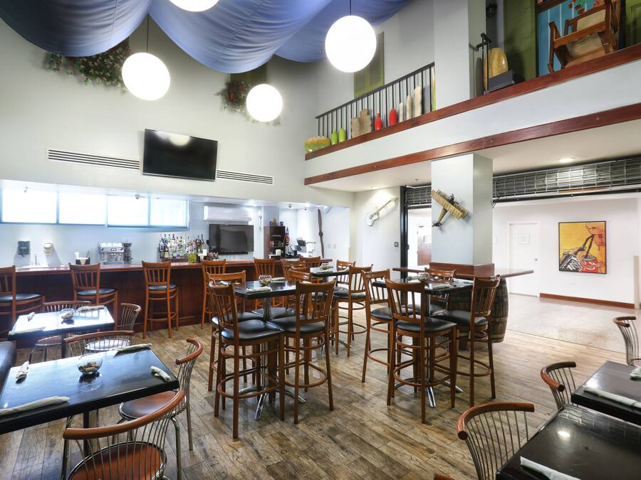 Lunch and dinner served, Latin American cuisine