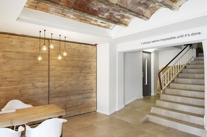 Check-in/check-out kiosk