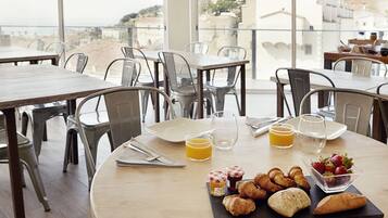 Daily continental breakfast for a fee