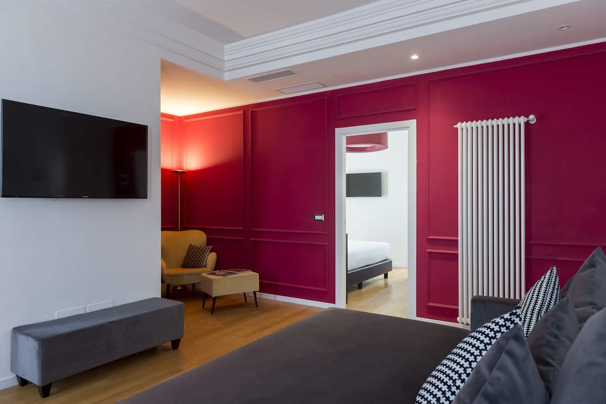 Suite | 1 bedroom, premium bedding, down duvets, minibar