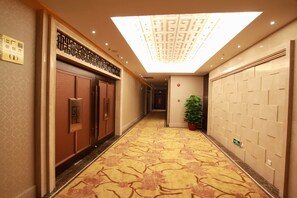 Hallway - Fortune Hotel (Guangzhou)