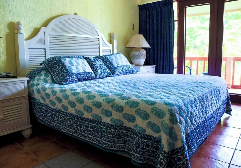 In-room safe, iron/ironing board, free WiFi, bed sheets