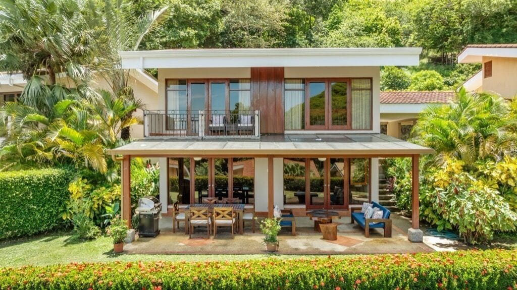 In-room safe, iron/ironing board, free WiFi, bed sheets