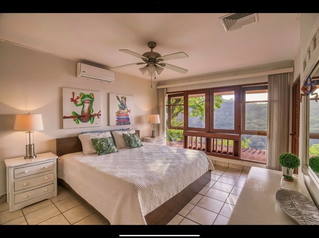 Villa Tica | In-room safe, iron/ironing board, free WiFi, bed sheets