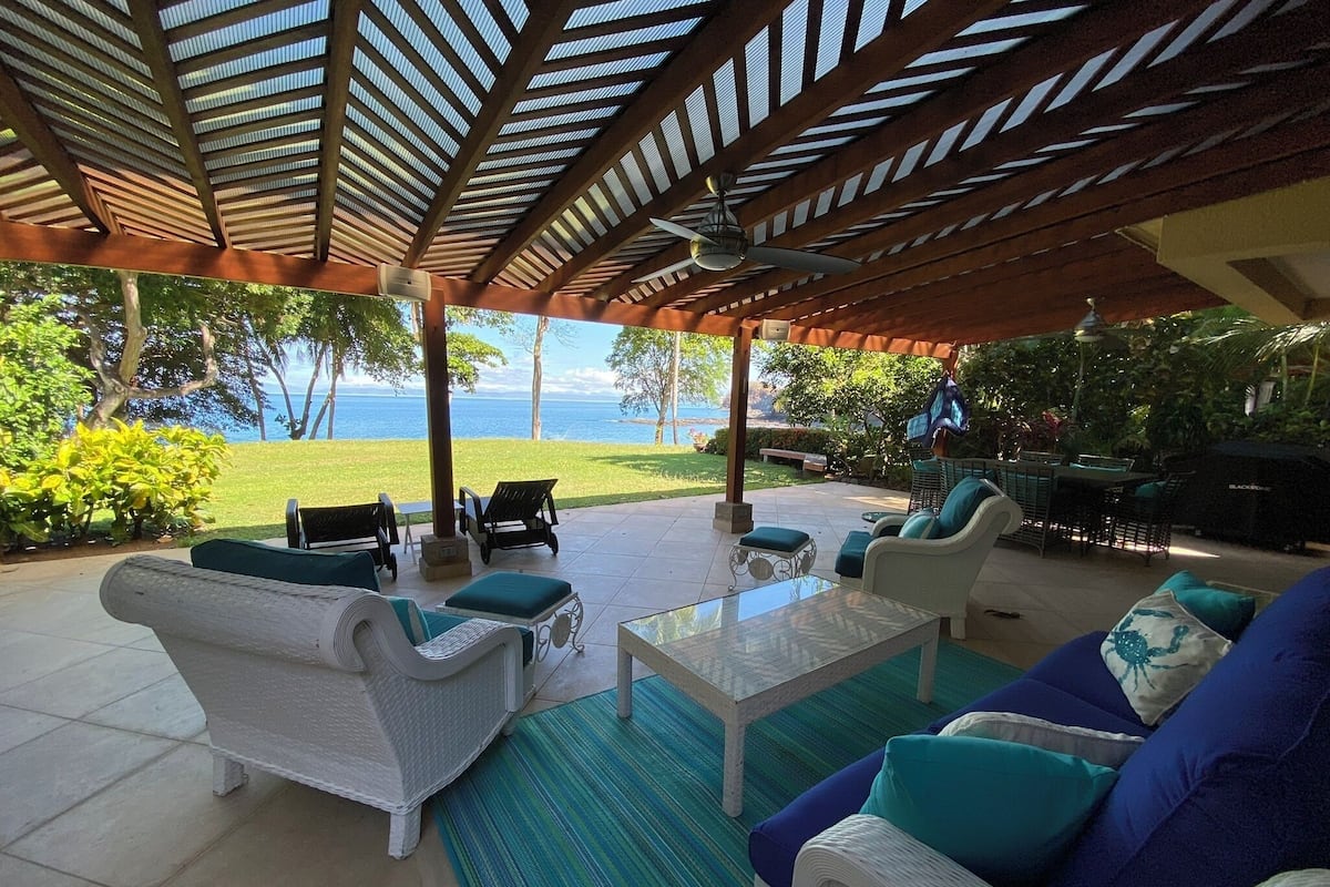 Villa Deluxe, 3 chambres | Coin séjour