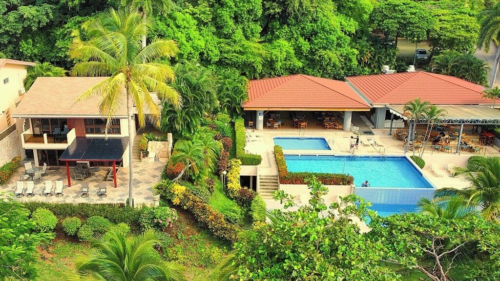 In-room safe, iron/ironing board, free WiFi, bed sheets