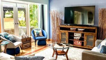 Villa Colibri | In-room safe, iron/ironing board, free WiFi, bed sheets