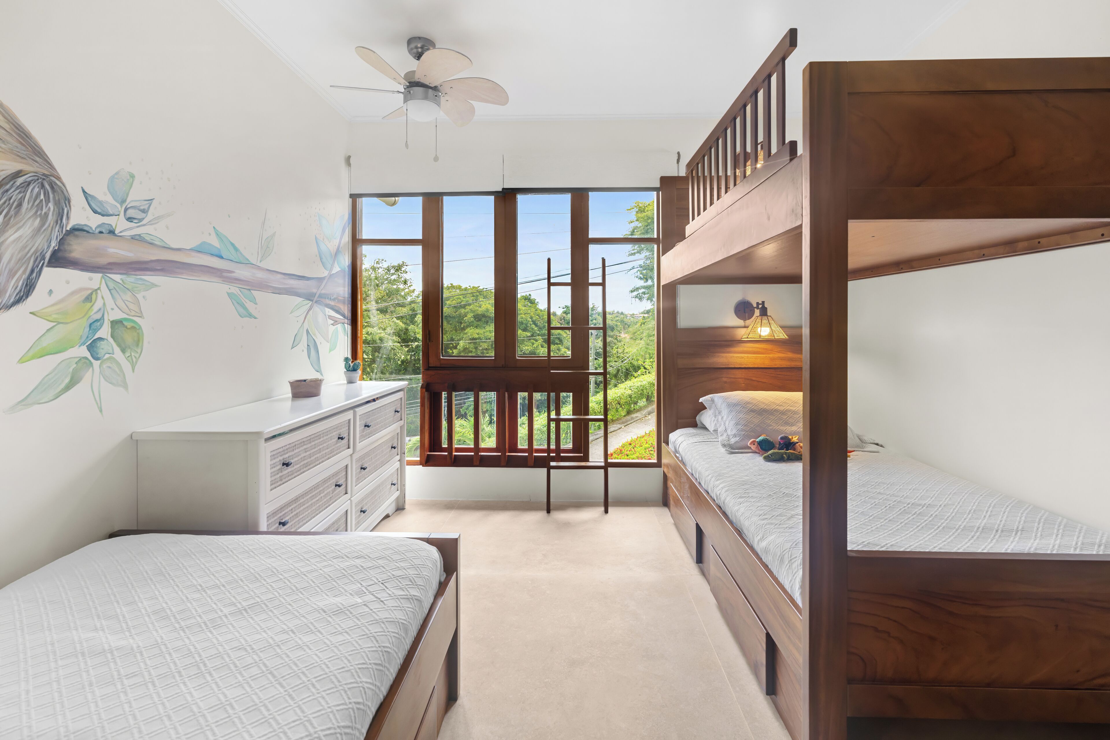 Villa | Een kluis op de kamer, een strijkplank/strijkijzer, gratis wifi