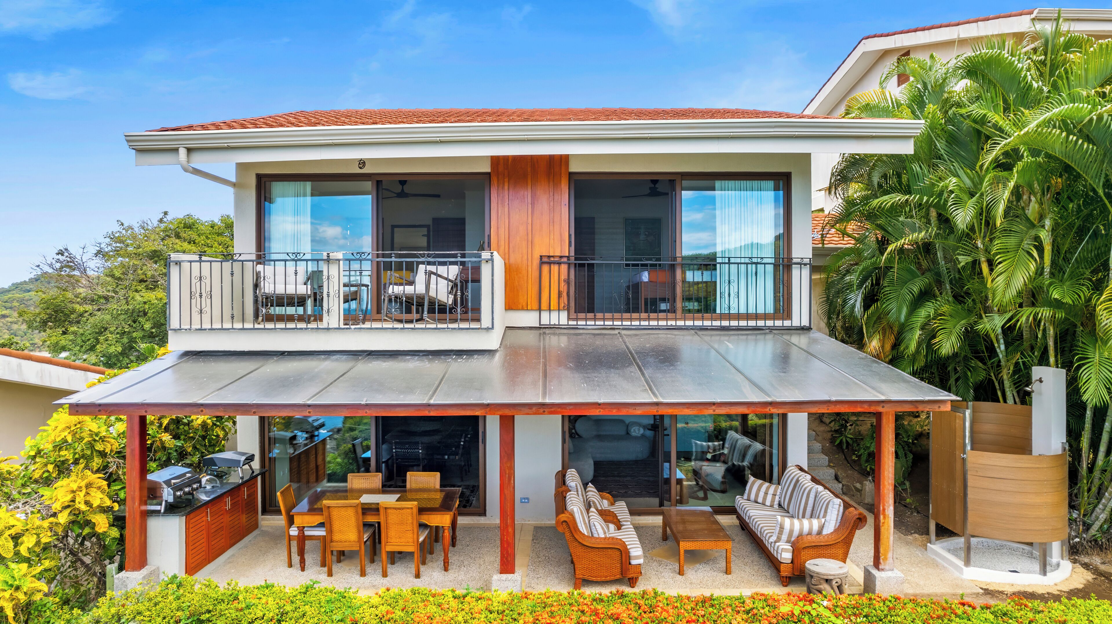 Villa | Een kluis op de kamer, een strijkplank/strijkijzer, gratis wifi