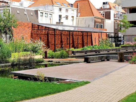 Courtyard. ibis Den Haag City Centre