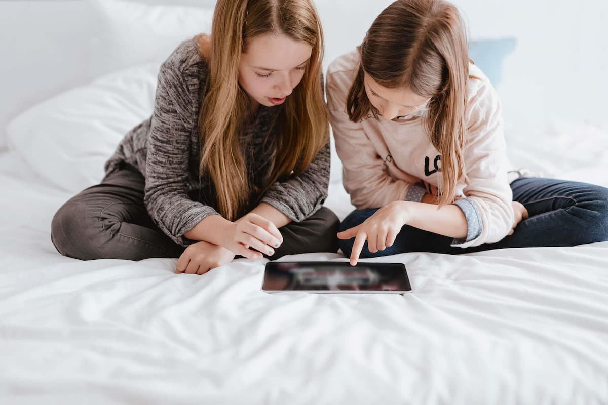 Standard Suite, 1 Double Bed with Sofa bed, Kitchenette | 1 bedroom, hypo-allergenic bedding, in-room safe, desk