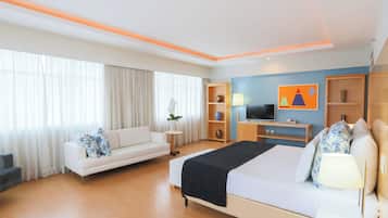 Suite ejecutiva | 1 habitación, minibar, caja de seguridad en la habitación y escritorio