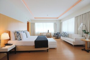 Minibar, in-room safe, desk, blackout drapes