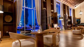 2 bares, bar en la playa