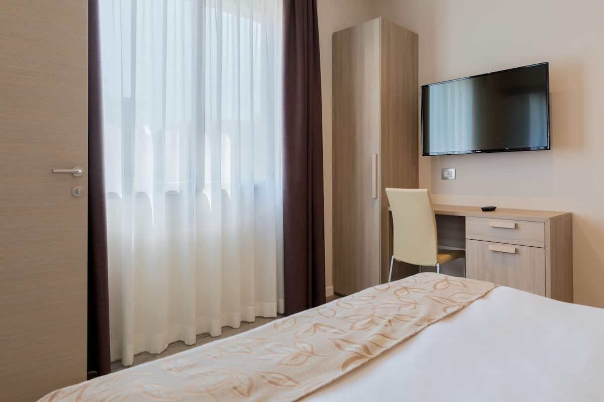 Ropa de cama hipoalergénica, edredón y minibar