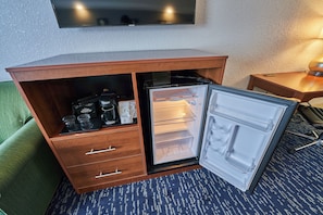 Regency Suite | 1 bedroom, premium bedding, down duvets, in-room safe
