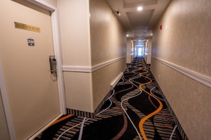 Interior - Hyannis Plaza Hotel (Hyannis)