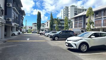 Free self parking
