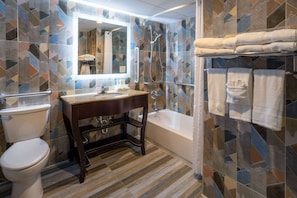 Deluxe Room, 2 Queen Beds, Accessible, Non Smoking (Mobility Accessible Room) | Accessible bathroom - Days Hotel by Wyndham North Bergen /NYC Area (North Bergen)